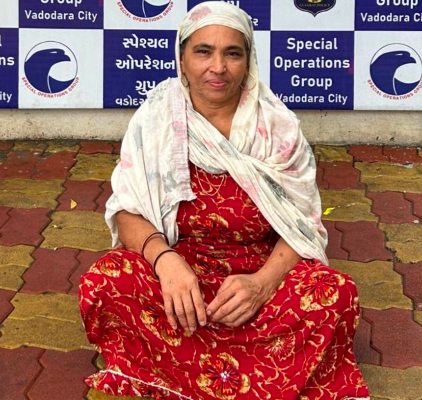 15 લાખના હાઇબ્રિડ ગાંજાના કેસમાં તાંદલજાના અબ્દુલ અને તેના  પુત્ર બાદ પત્ની ઝરીના પણ પકડાઇ
