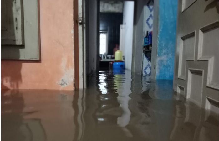 Orange alert in north Gujarat: Schools closed, homes flooded after 8 inches of rain in 3 hours in Vadgam