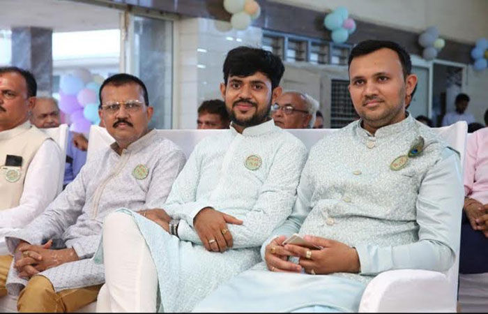 ધોળકામાં હરી જવેલર્સના માલિકોએ રૃપિયા 6.04 કરોડોનું ફૂલેકું ફેરવ્યું