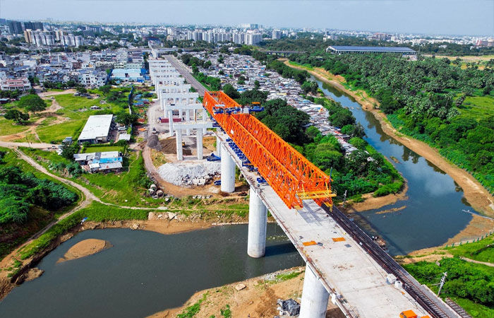 મુંબઈ-અમદાવાદ બુલેટ ટ્રેન પ્રોજેક્ટ : વિશ્વામિત્રી નદી પરના બ્રિજનું નિર્માણ કાર્ય પૂર્ણ