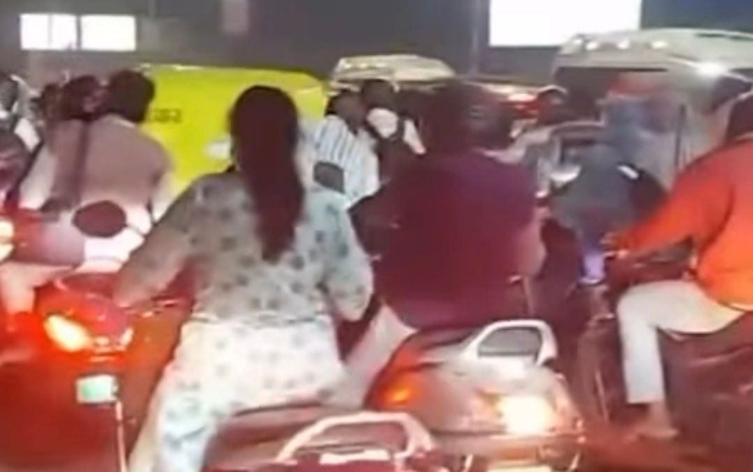 Subhash Bridge closure triggers major traffic reshuffle, Ahmedabad Police redeploy 150 personnel to manage diversions