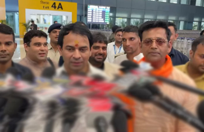 VIDEO: તેજ પ્રતાપ ભાજપ સાંસદ સાથે જોવા મળતા રાજકારણ ગરમાયું, NDAમાં જોડાય શકે તેવી ચર્ચા શરૂ