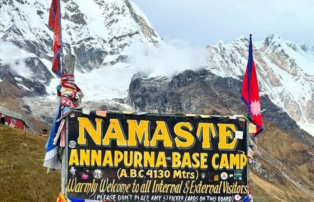 162 tourists rescued from Annapurna Base Camp as heavy snowfall halts trekking in Western Nepal