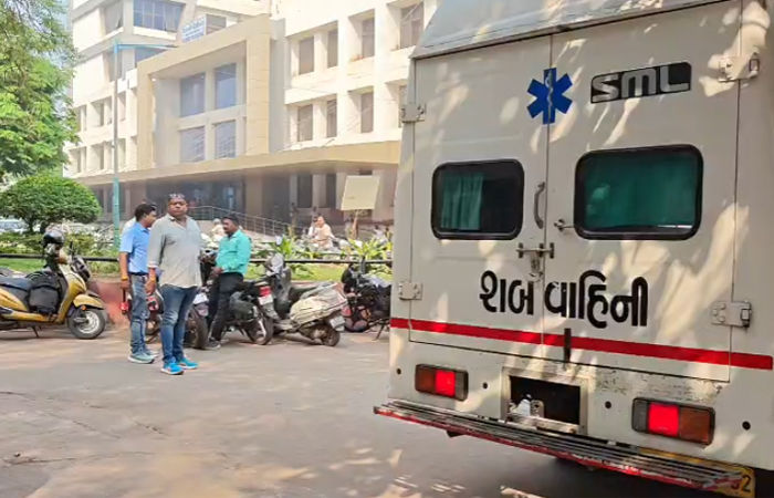 સુરતના વેસુમાં હૃદયદ્રાવક ઘટના: એક જ પરિવારના ત્રણ સભ્યોનો સામૂહિક આપઘાત