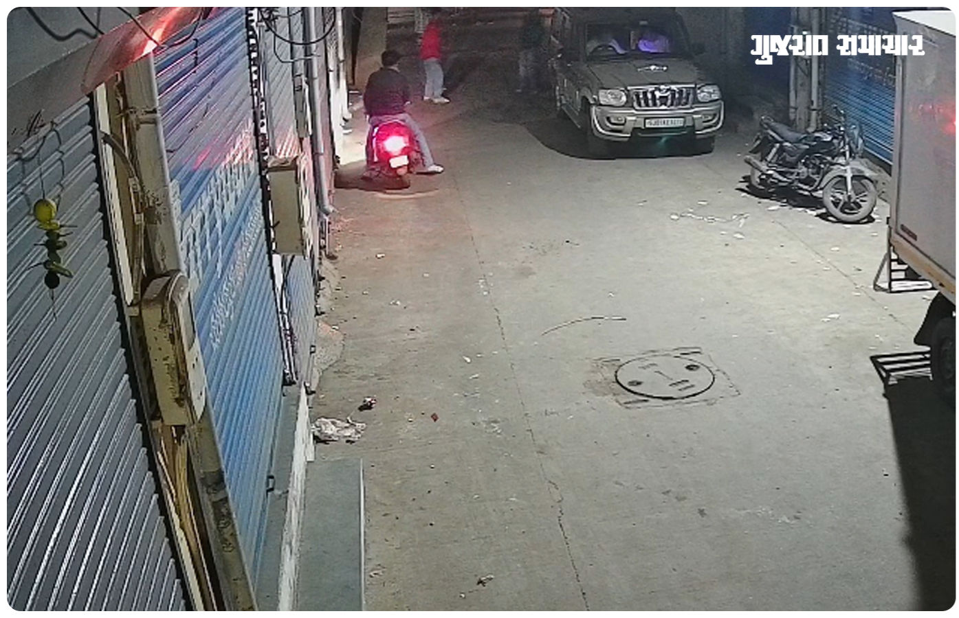 અમદાવાદમાં 'તરસ મરી ગયા પછી પાણી લાવ્યો?' એટલું કહેતા જ મિત્ર ઉશ્કેરાયો, સાગરીતો સાથે મળી યુવકને છરીના ઘા ઝીંક્યા