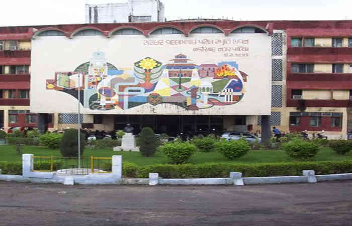 નડિયાદ મનપાનું પ્રથમ બજેટ માત્ર કાગળ પર : એક વર્ષ બાદ પણ રૂ. 100 કરોડની ગ્રાન્ટ વણવપરાયેલી