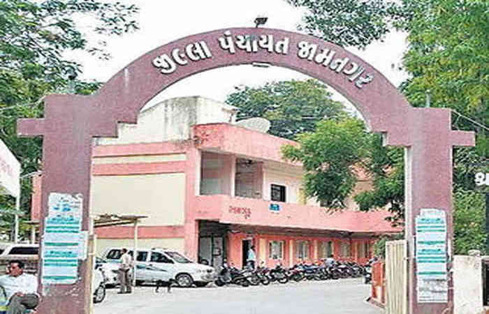 Guj Govt implements 50% women reservation for district panchayat presidencies