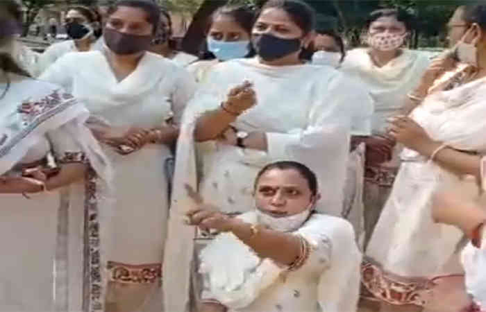 વડોદરા: સોખડા સ્વામિનારાયણના સંતો વચ્ચે કોઈ વિવાદ નથીની જાહેરાત