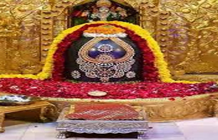 સોમનાથ મંદિરમાં 3 પેઢીથી 1 પરિવાર નિત્ય શરણાઇ વાદન કરે છે