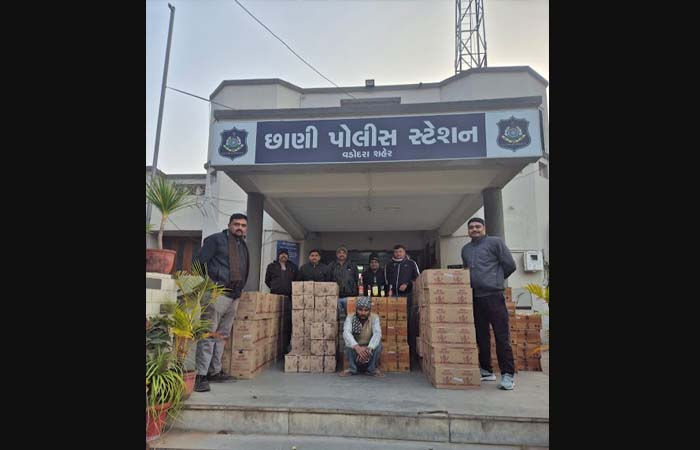 બુટલે ગરોની ઉતરાયણ બગડી, છાણીમાંથી બીજા દિવસે દારૂ ભરેલા કન્ટેનર સહિત 50 લાખની મત્તા પકડાઈ
