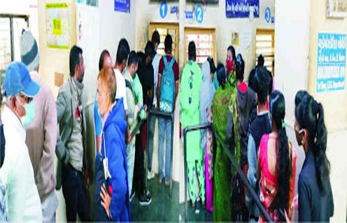 જામનગર શહેરમાં ઘરે-ઘરે માંદગીના ખાટલા: સરકારી જી.જી. હોસ્પિટલ દર્દીઓથી ઉભરાઈ