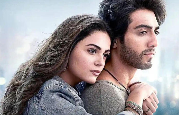 વેલેન્ટાઇન ડે પહેલા રિ-રિલીઝ થઈ ફિલ્મ 'સૈયારા', મોટા પદડાં પર ફરીથી લવ સ્ટોરી નીહાળવાનો ફેન્સને લ્હાવો