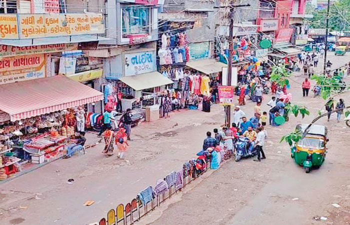 આણંદ શહેરની ટૂંકી ગલીમાં પૂનઃ ગેરકાયદે દબાણો કરવાની પેરવી