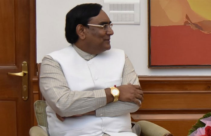 ભાજપના દિગ્ગજ નેતા અને પૂર્વ સ્પીકર રમણલાલ વોરા ખોટા દસ્તાવેજોના આધારે ખેડૂત બન્યાનો આરોપ