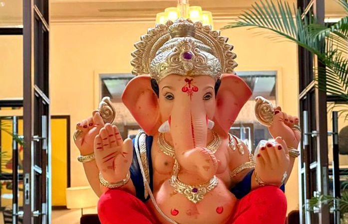 ગણેશ ચતુર્થી 2025: લાડુ કે શીરો જ નહીં આ 5 ખાસ ભોગથી પણ પ્રસન્ન થશે દુંદાળા દેવ