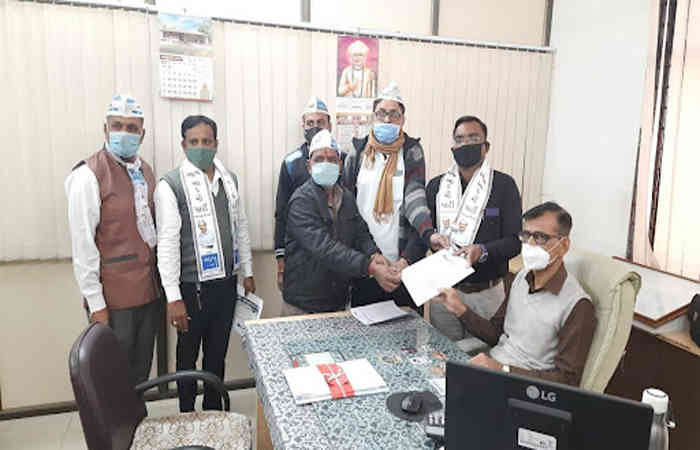 જામનગરમાં આમ આદમી પાર્ટી દ્વારા ખાતરના ભાવ વધારાના પ્રશ્ને જિલ્લા કલેકટરને પાઠવ્યું આવેદન