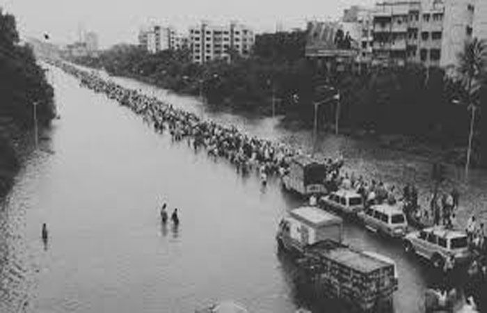 20 વર્ષ બાદ ફરી મીઠી નદીમાં પૂરઃ 2005ની યાદ તાજી થઈ