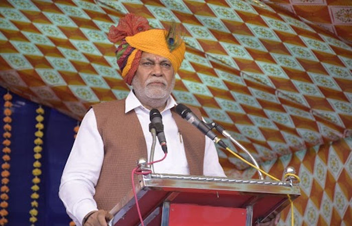 Rupala not the first politician to offend and apologise in Gujarat politics