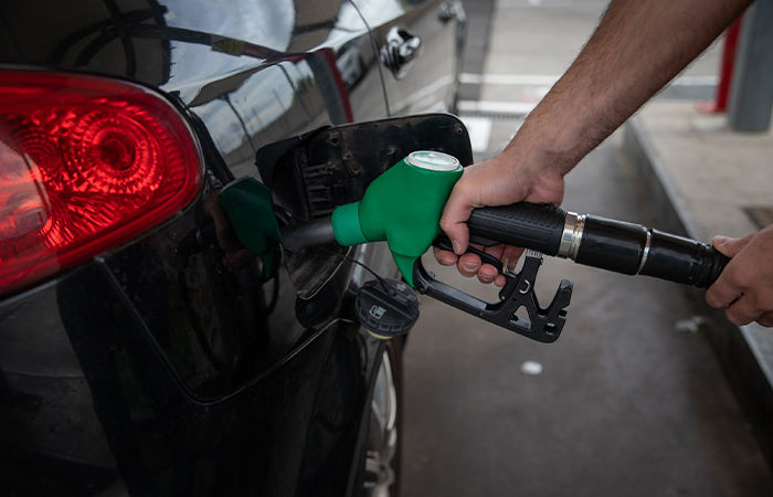 Govt likely to cut petrol, diesel prices ahead of Lok Sabha polls