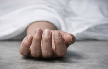 Hyderabad techie dies after jumping from sixth floor with infant