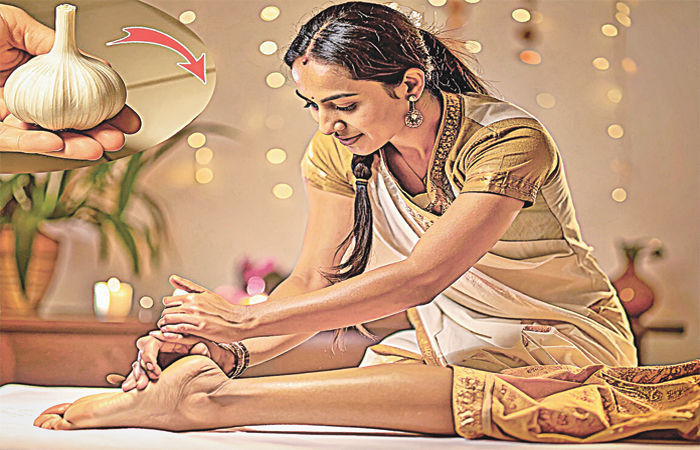 પગના તળિયે લસણની માલિશના સ્વાસ્થ્યવર્ધક લાભ અનેક