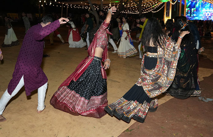 વડોદરાની યુવતીને ગરબાનો પાસ રૂ. 1 લાખમાં પડ્યો, એડ્રેસ અપડેટ કરતાં જ દાવ થઇ ગયો