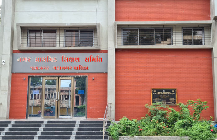 પ્રાથમિક શિક્ષકોને બીએલઓ તરીકે નિયુક્ત કરવાથી શિક્ષણ પર ગંભીર અસર : પ્રાથમિક શિક્ષક સંઘે મુખ્ય ચૂંટણી કમિશનર સમક્ષ ચિંતા વ્યક્ત કરી