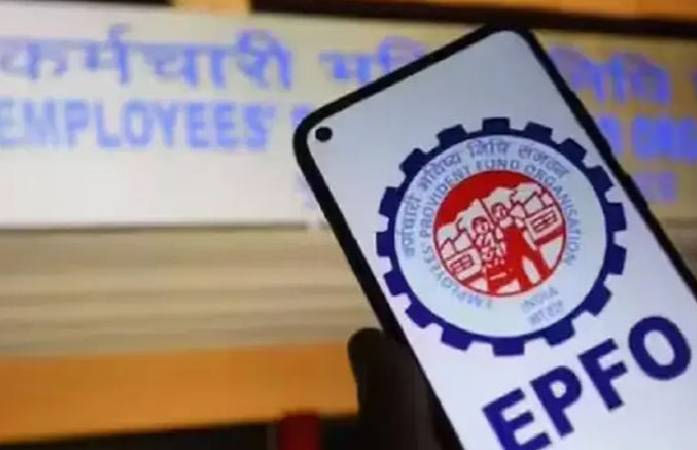 EPFOના આવા નિયમ ખાતાધારકોને નથી મંજૂર! 100% PF ઉપાડનો નિયમ ગણાવે છે ભ્રામક
