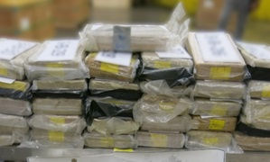 SMC seizes cocaine valued at over ₹1 crore on Navsari Highway