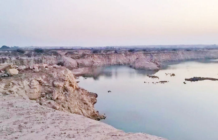 થાનના જામવાળી અને ચોટીલાના વાવડીમાં ખનિજ ચોરીનો પર્દાફાશ