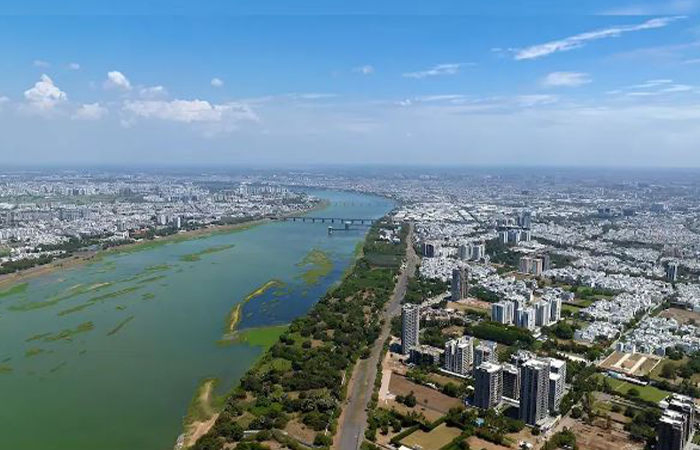 Surat claims top spot in India’s air quality rankings