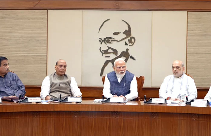 ચોમાસુ સત્રના પ્રથમ દિવસે PM મોદીની મહત્ત્વપૂર્ણ બેઠક, ગૃહ અને સંરક્ષણ સહિત અનેક મંત્રીઓ રહ્યા હાજર