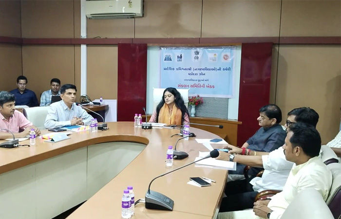 વડોદરા જિલ્લા નગરપાલિકાઓની સંકલન બેઠક મળી
