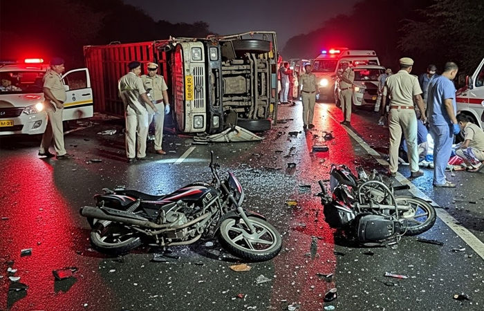 મોરબી-માળીયા હાઈવે પર ભરતનગર નજીક ગમખ્વાર અકસ્માત: ટ્રકે બાઈકને અડફેટે લેતા બે યુવકના મોત