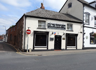 Seven year ban on Indian restaurant owner for hiring illegal workers in UK