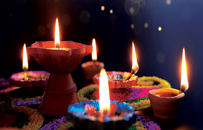 સર્વે ભદ્રાણિ પશ્યન્તુ                                      .