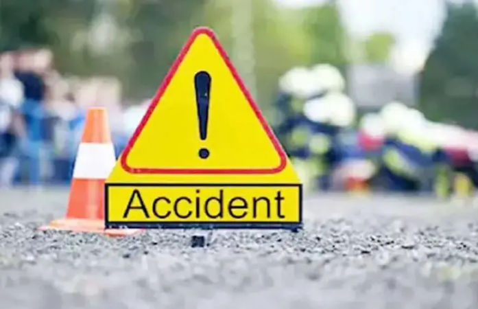 Three die as car plunges into canal near Sanand