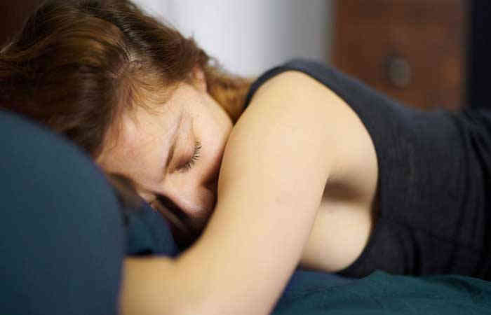 World Sleep Day : રાત્રે ઊંઘ નથી આવતી તો અજમાવી જુઓ આ ટિપ્સ, સ્લીપિંગ ક્વૉલિટી ઈમ્પ્રૂવ થશે