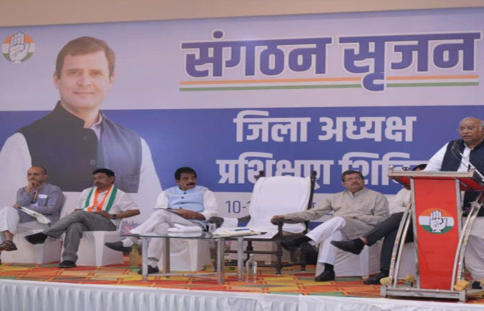 જિલ્લા પ્રમુખોને માર્ગદર્શન આપવા આજે રાહુલ ગાંધી જૂનાગઢમાં