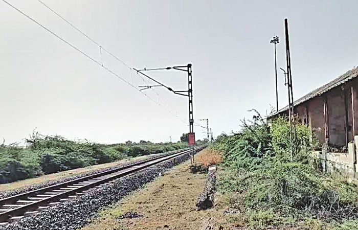પાટડીમાં વર્ષોથી બંધ ટ્રેન પેસેન્જર ટ્રેન ફરી શરૃ કરવાની માગણી