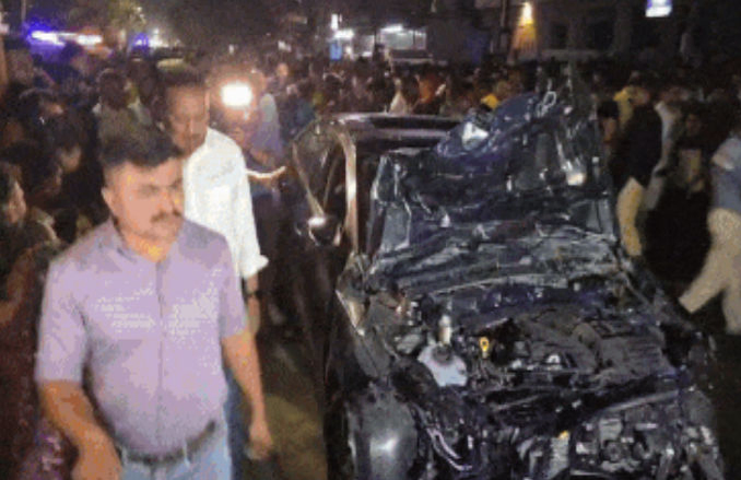 Lovelorn youngster rams car into vehicles, pedestrians, kills 1, injures atleast 4 in Vadodara’s Karelibaug