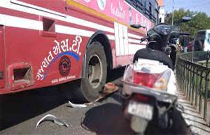 હિટ એન્ડ રન: બે જિંદગી હણી એસ.ટી. બસ, ડમ્પર ભાગી છૂટયા