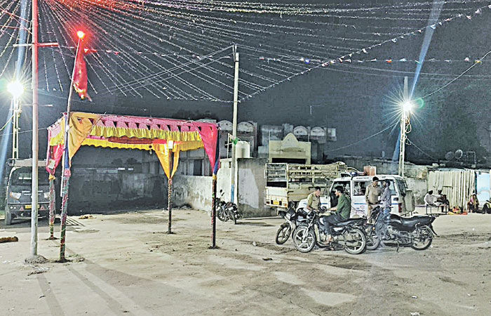 થાનમાં ગરબાના આયોજન મામલે 2 જૂથ વચ્ચે મારામારી બાદ ફાયરિંગ