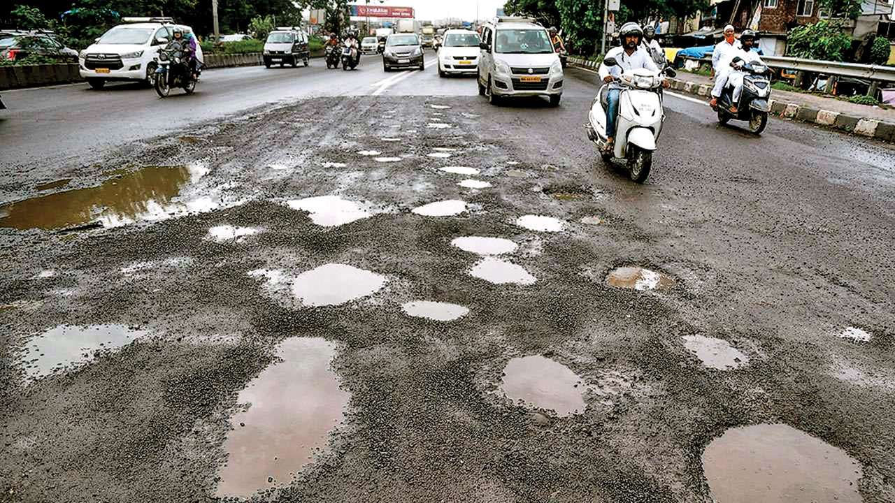 કોમનવેલ્થ-૨૦૩૦ ના યજમાન અમદાવાદમાં પાંચ વર્ષમાં ૪૧૦થી વધુ ભુવા રીપેર કરવા ૨૬ કરોડ ખર્ચ