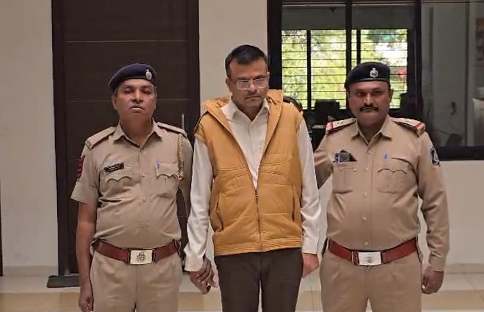 અમદાવાદ પોલીસને જ પોલીસ બનીને છેતરવાનો પ્રયાસ: તપાસમાં ભાંડો ફૂટ્યો, નકલી PSI સામે ફરિયાદ