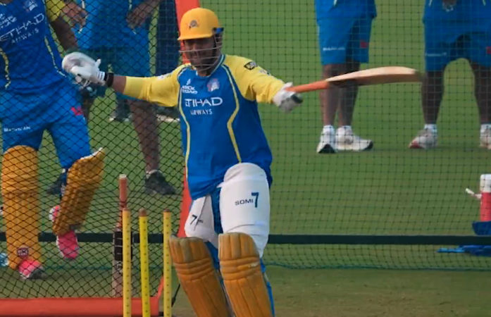VIDEO: CSK કેમ્પમાંથી વાઈરલ થયો MS ધોનીનો જોરદાર વીડિયો, મસ્તી કરતો નજરે પડ્યો માહી