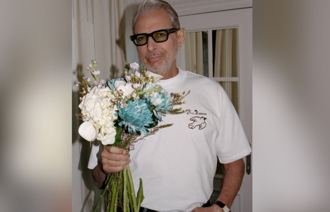 Jeff Goldblum shares the strange way he prefers to eat his meals Jeff Goldblum shares the strange way he prefers to eat his meals
