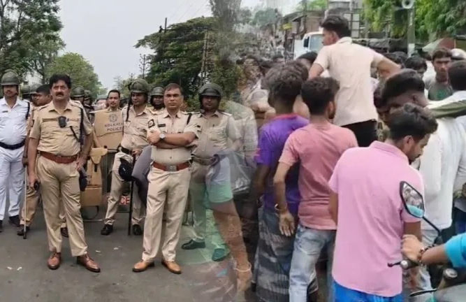 Murshidabad violence: Over 200 arrested, tension surfaces at Bhangar in South 24 Parganas