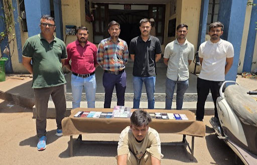 Ahmedabad Police nab 21-year-old with 19 stolen mobile phones, crack multiple cases