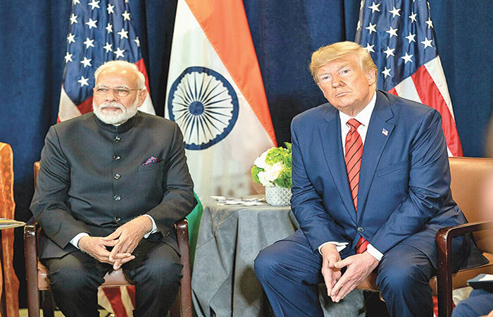 અમેરિકા સાથે રણનીતિ ઘડવામાં કેન્દ્ર ગોથા ખાય છે